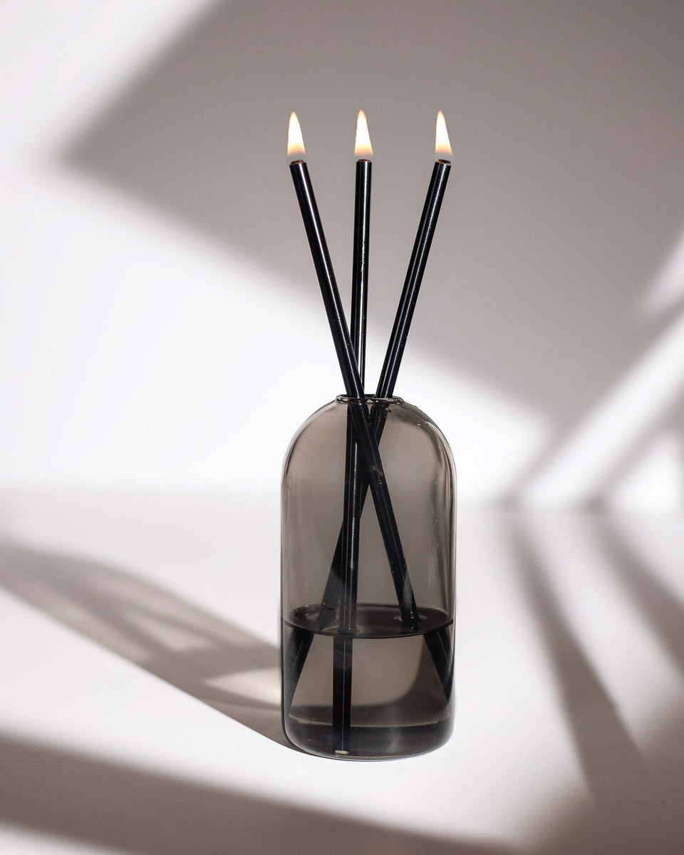 Everlasting candle Co. chandelle noire main image 0