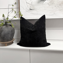 Load image into Gallery viewer, LARA | ONYX