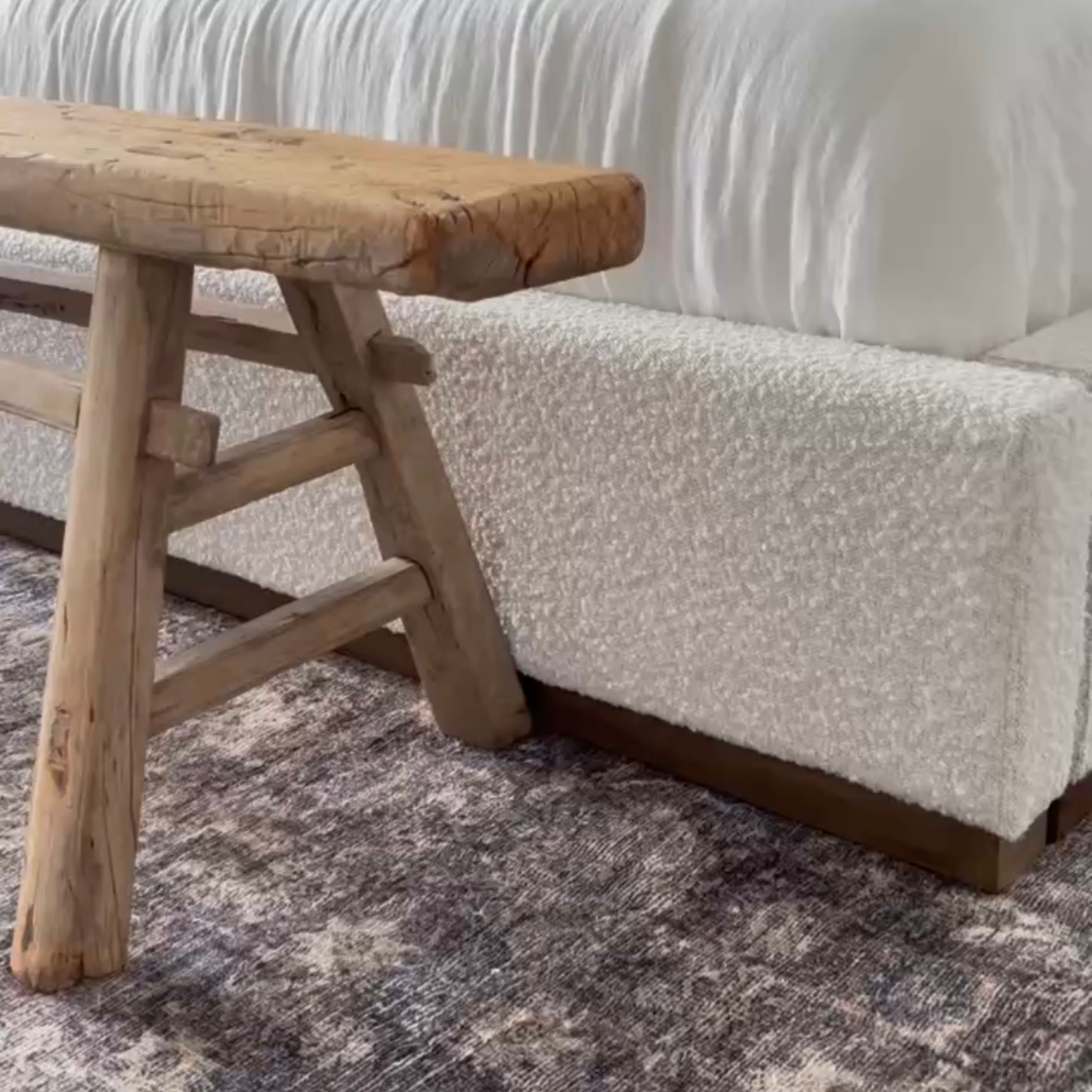 Leo XL Vintage Bench