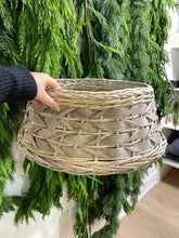 Load image into Gallery viewer, TREE SKIRT | WHITE WASH