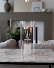 Load image into Gallery viewer, HURRICANE | CLEAR VASE