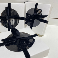 Load image into Gallery viewer, SWISS VELVET RIBBON