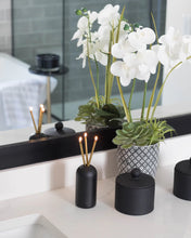 Load image into Gallery viewer, WYLIE | BLACK VASE