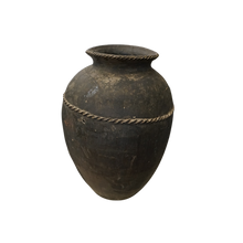 Load image into Gallery viewer, Jones | Vintage Pot