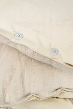 Load image into Gallery viewer, KANTHA CREAM
