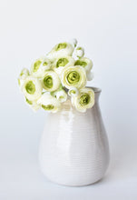 Load image into Gallery viewer, RANUNCULUS | GREEN
