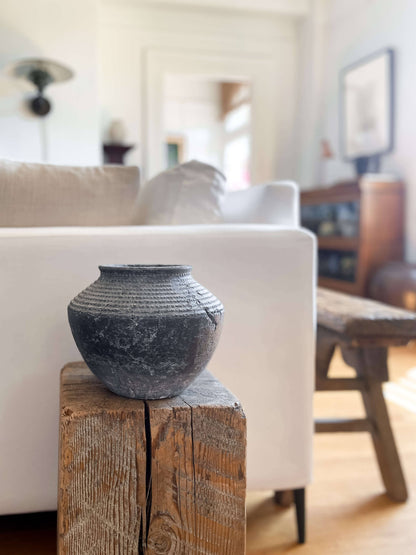 Kaela Terracotta Vase – Wide Body with Ridged Neck