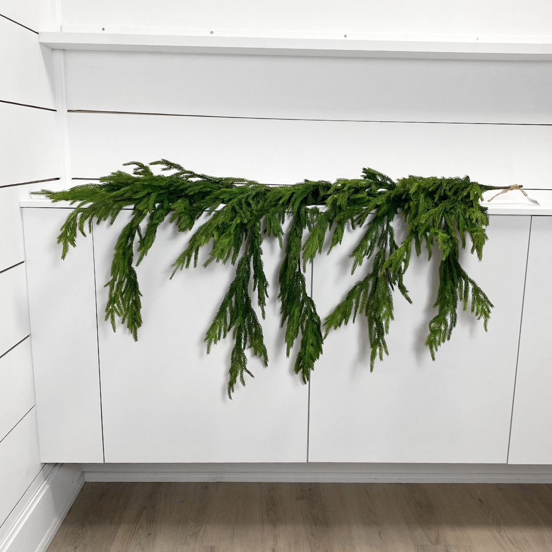 NORFOLK | DRIP GARLAND