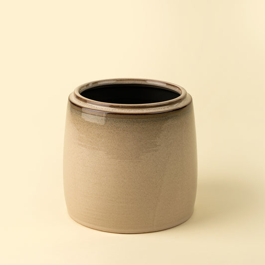 CLAYBORNE | STONEWARE VASE