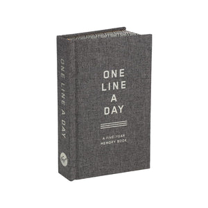 Charcoal Canvas One Line a Day: A Five-Year Memory Book