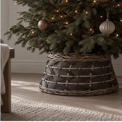 TREE SKIRT | DARK