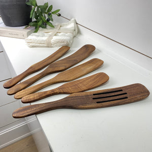 UTENSILS | WALNUT