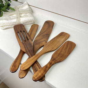 UTENSILS | WALNUT