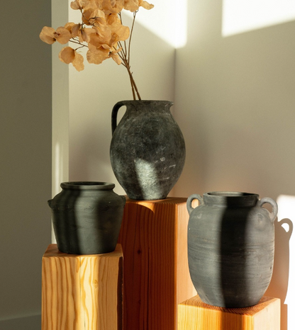 PROVENANCE COLLECTION