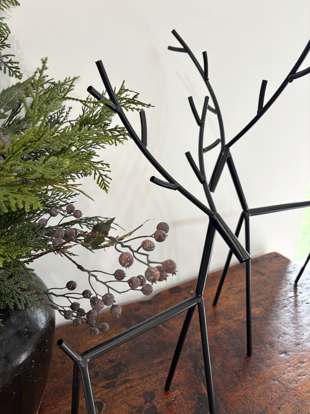 Iron Reindeer | Black