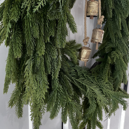 SPRUCE & CEDAR  | 26" HEART WREATH