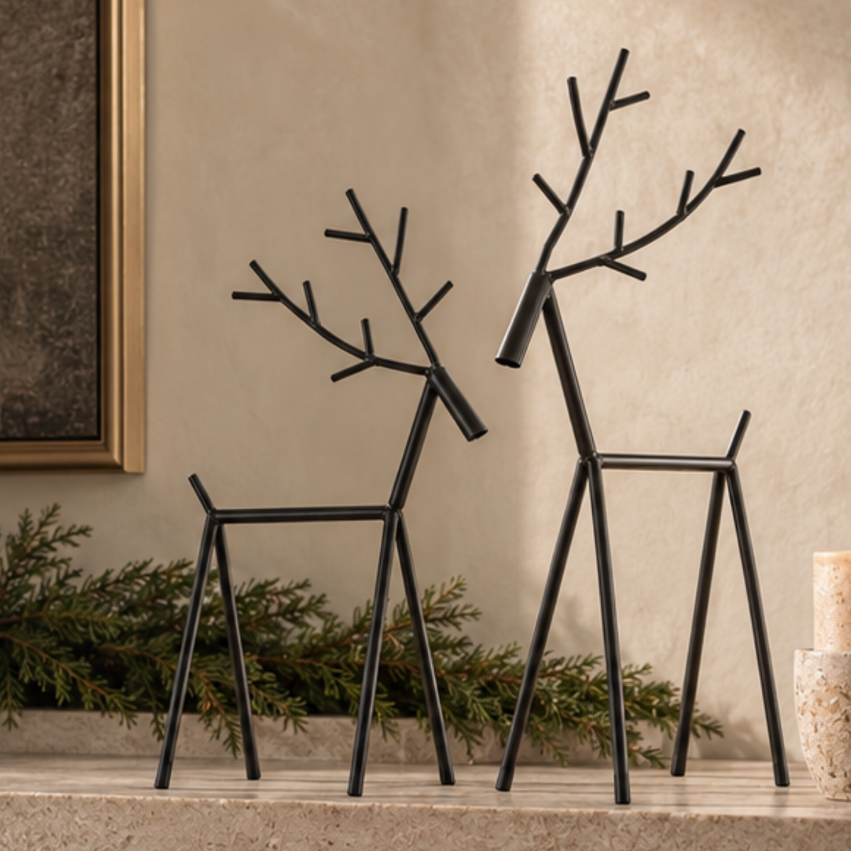 Iron Reindeer | Black