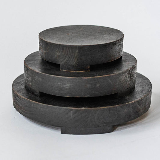 Distressed Black Riser