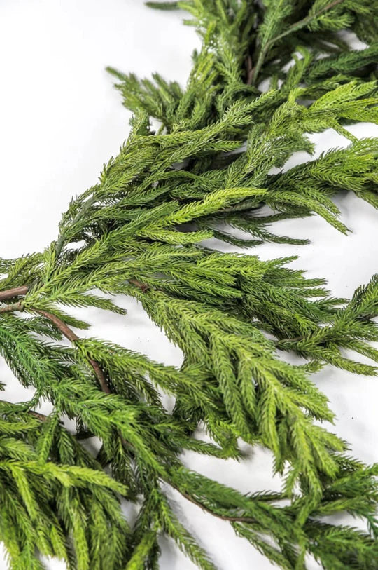 NORFOLK | DRIP GARLAND