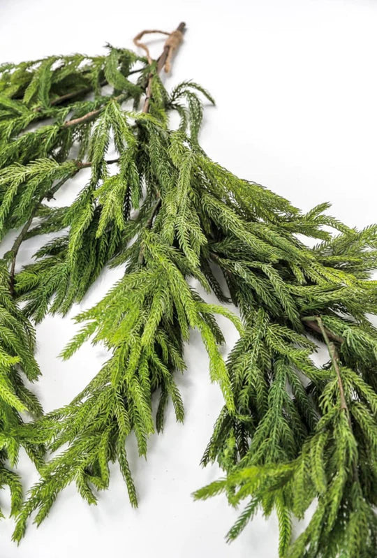 NORFOLK | DRIP GARLAND